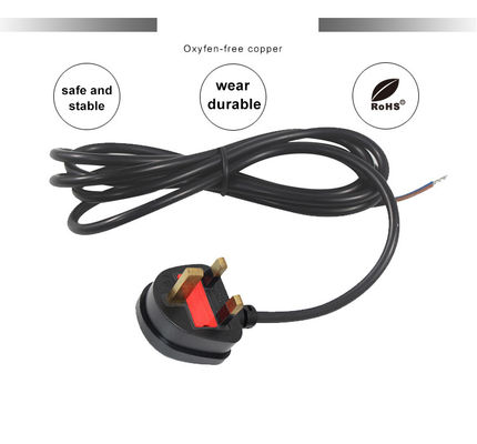 H05vv-f 3*0.5mm2/0.75mm2 IEC 여성 끝형 UK 타입 3 톱 케이블 데스크톱 PDU 연결 장치