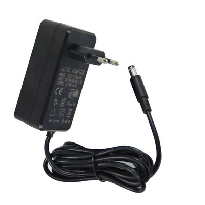 EU 벽 플러그 1M 22AWG 전원 공급 어댑터 12V 5A 5521Mm LED CCTV 카메라