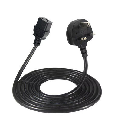 영국에서 C19 데이터 센터용 중량 전력 케이블 16A 250V 14AWG 1.2M 검은색 BS1363 안전 인증