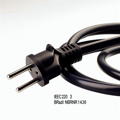 브라질 NBR14136 IEC320 C5 3-핀 전원 전구 3x0.75mm2 1.8M 검은색