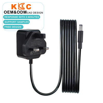 여러 DC 플러그 옵션으로 12V 2A 전원 어댑터